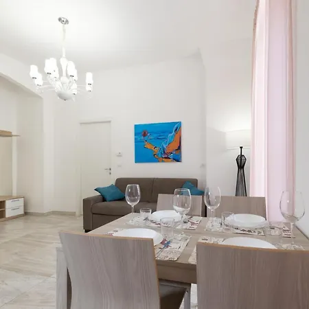 Mombello 50 - Center * サンレモ