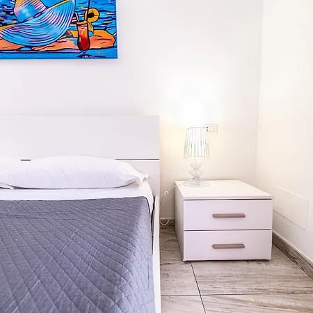 アパート Mombello 50 - Center