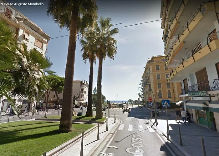 Mombello 50 - Center Апартаменти Санремо