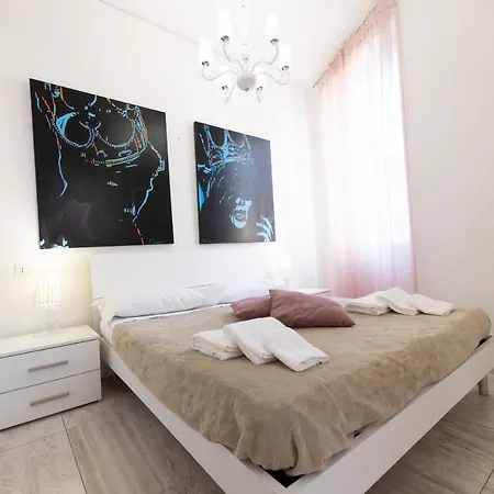 Mombello 50 - Center Апартаменти *