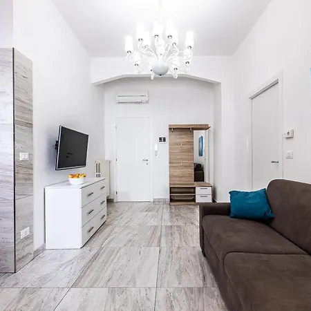 Apartment Mombello 50 - Center