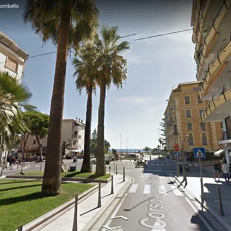 Mombello 50 - Center Apartment Sanremo