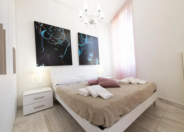 Mombello 50 - Center Apartmán *